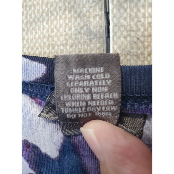 Chico's Multicolor Floral Scoop Neck Long Sleeve Stretchy Blouse Size 3 (XL) - Picture 5 of 5